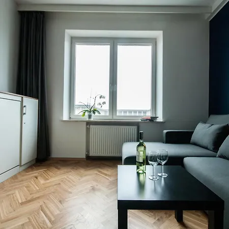 Smolna By Your Freedom Varsovie