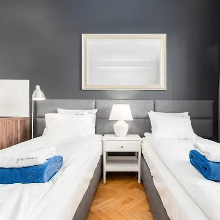 Apartment Smolna By Your Freedom