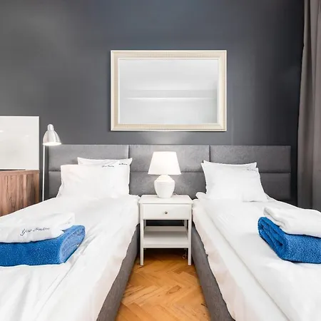 Smolna By Your Freedom Apartament