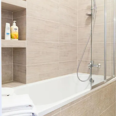 Apartment Smolna By Your Freedom