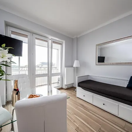 Smolna By Your Freedom