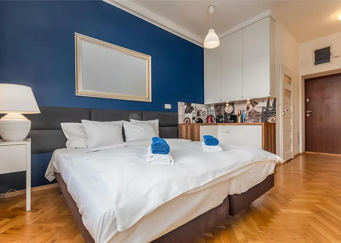 Smolna By Your Freedom