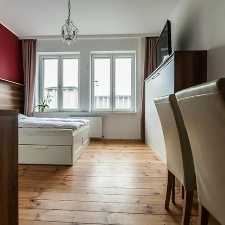 Smolna By Your Freedom *